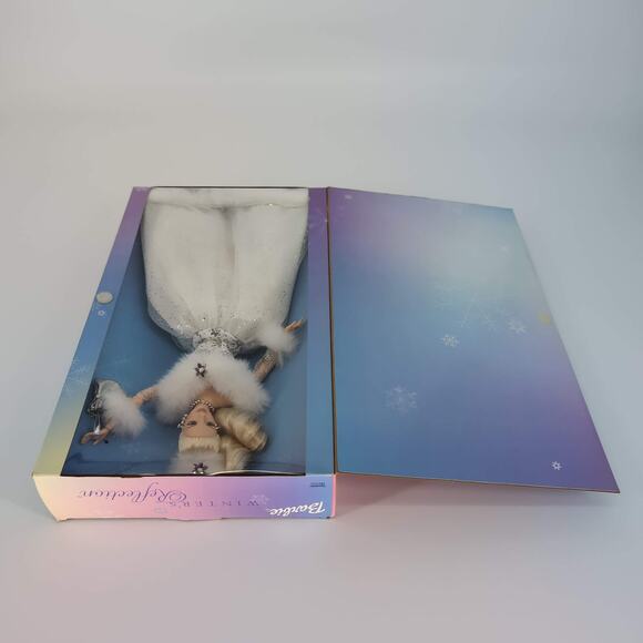 Winter's Reflection Barbie 2002 Vintage Collectible Mattel 55682 Doll - NRFB - Picture 6 of 16